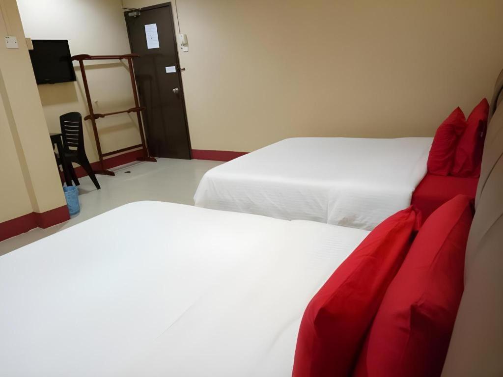 History Hotel Кангар Екстериор снимка